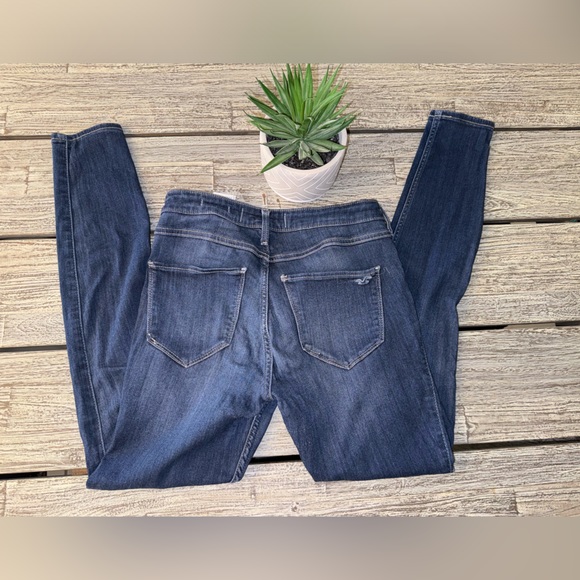 Women’s Hollister Advanced Stretch High Rise Jean Leggings, W 29 L 30 - Picture 2 of 4